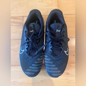Men’s Nike Metcon 9, size 8.5